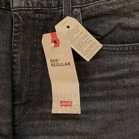 Levi Jeans Mens 36x32.  NWT - Picture 4 of 4